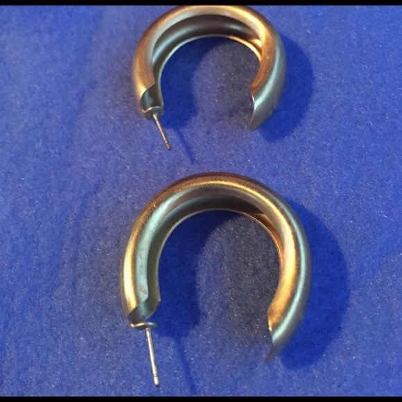 4/$20 -- Golden Hoop Earrings - Picture 3 of 5
